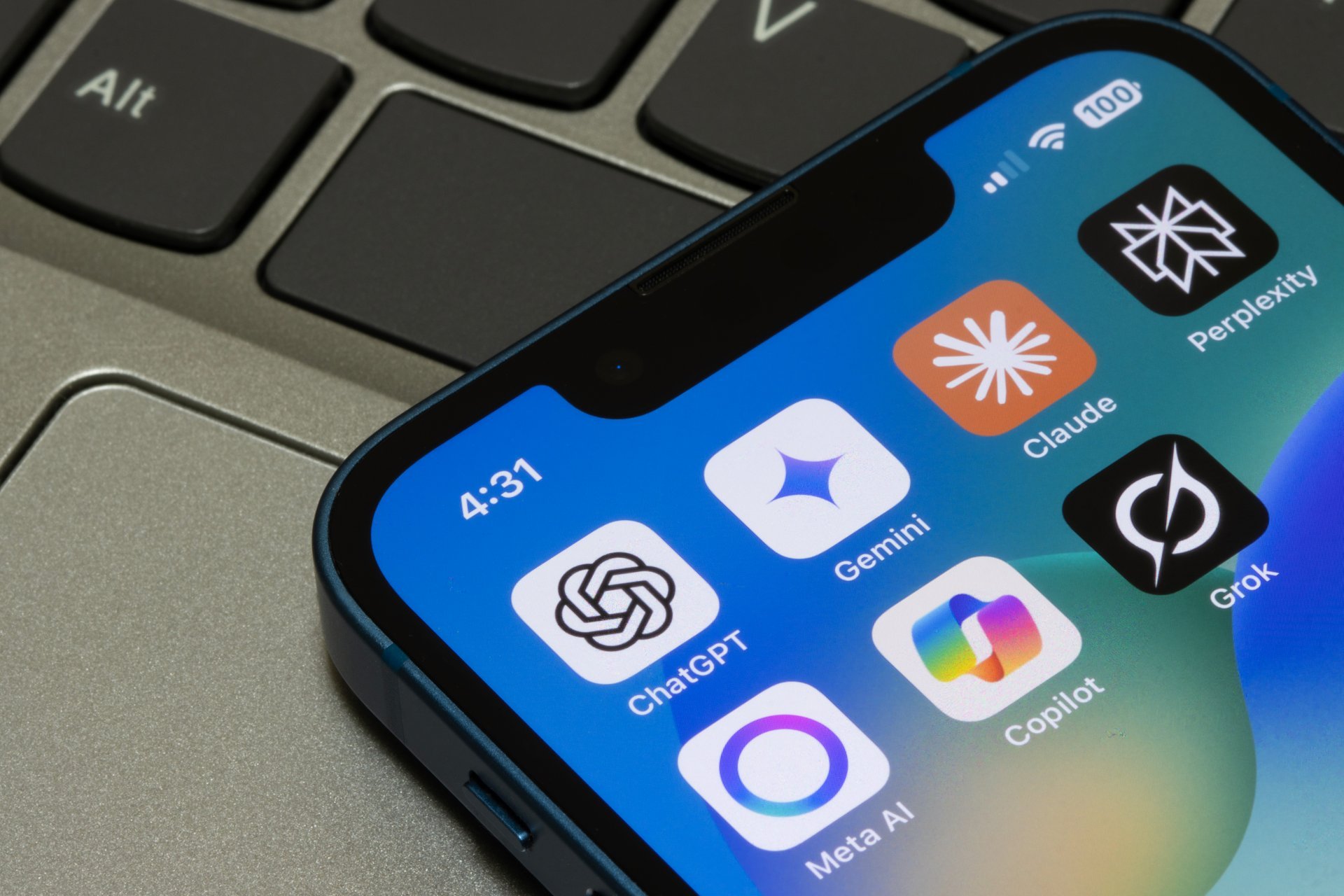 AI chatbot apps on iPhone